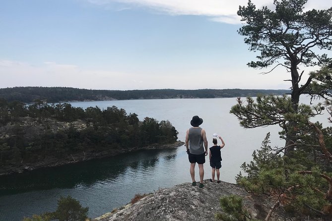 1-Day Small-Group Stockholm Archipelago Kayak Tour - Guides, group size, and the feel of the day