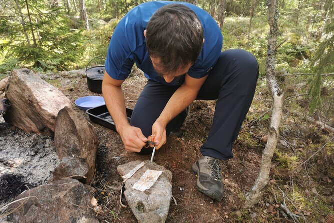 2-Day Small-Group Basic Skills Survival Course in Södermanland - Navigation, wildlife, and staying calm