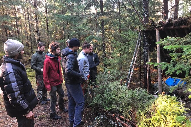 2-Day Small-Group Basic Skills Survival Course in Södermanland - Group survival and the overnight experience