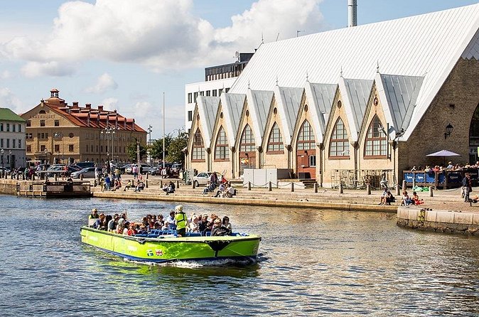 24h Gothenburg Hop-On Hop-Off Boat Tour - The ride itself: canals, open water, and live commentary