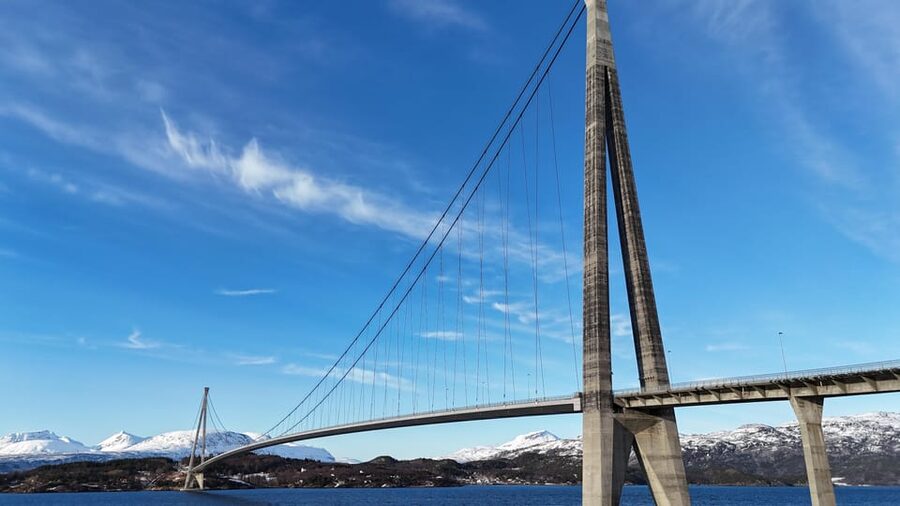 Abisko: Fjord Sightseeing and Photography Tour - Narvik or Bjerkvik for the lunch break