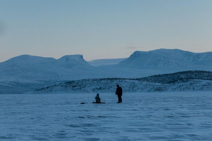 Abisko: Lake Torneträsk Arctic Ice Fishing Trip - Arctic char, fishing luck, and the food reward