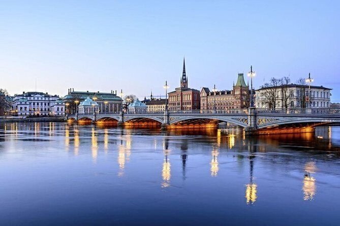 Airport Transfer: Airport ARN to Stockholm by Business Car - What the business car service includes