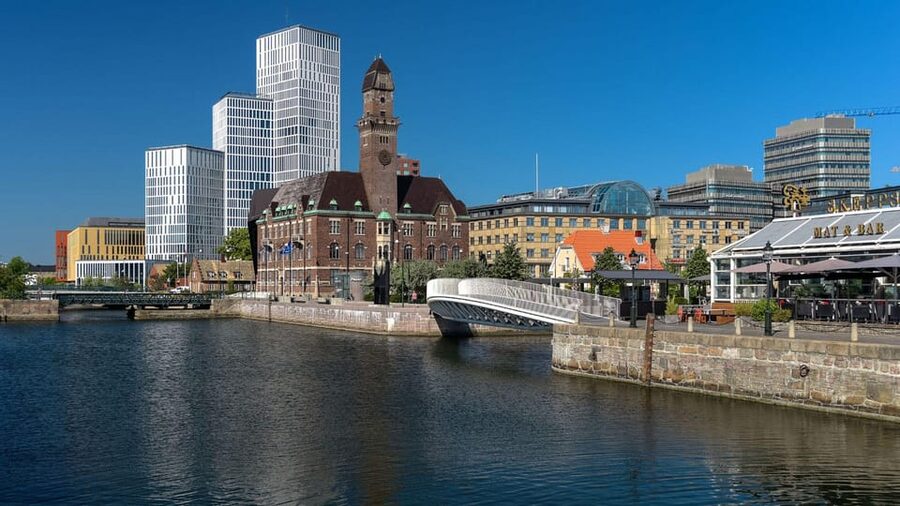 Best of Malmö: Private Walking Tour with a Local - What this Malmö walk is really designed to do