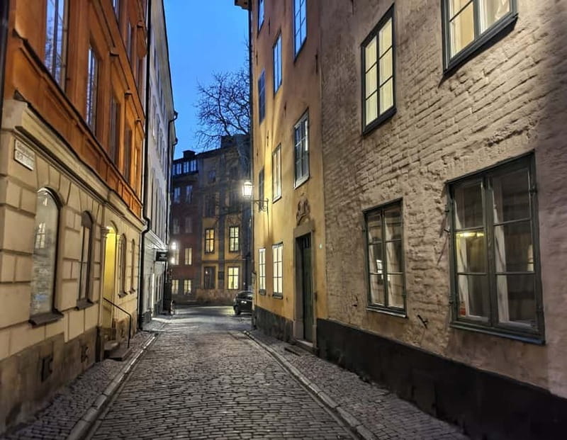 Bloody Stockholm: ghosts, horror and dark folklore 2h - Mylingar, skogsrået, Näcken, and trolls
