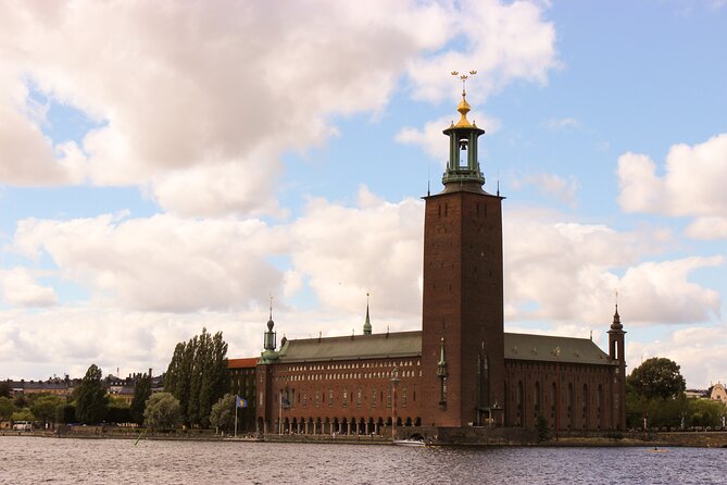 City Hall, Old Town & Vasa Museum - all-in-1 guided experience - Key points before you book