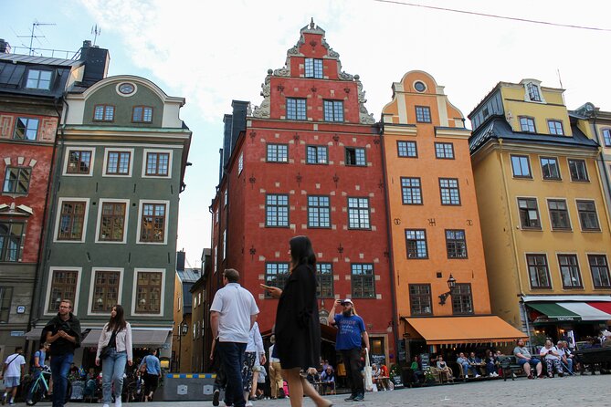 City Hall, Old Town & Vasa Museum - all-in-1 guided experience - Old Town: 90 minutes among lanes and royal squares