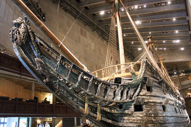 City Hall, Old Town & Vasa Museum - all-in-1 guided experience - City Hall: impressive from the outside