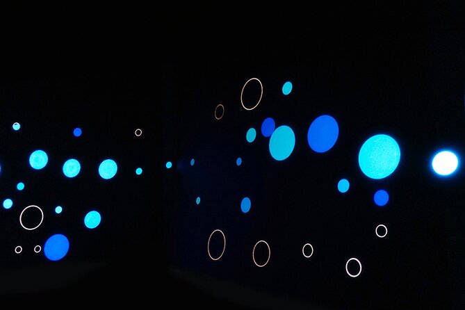 Cube of Art Uppsala Museum of Interactive Art - Inside the seven-meter-high black cube