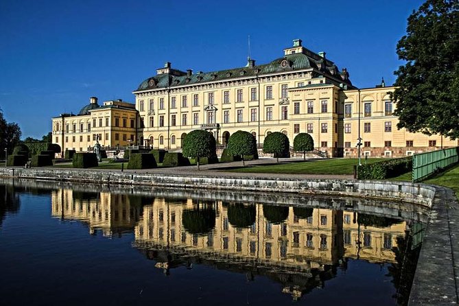 Drottningholm Palace Private Guided Tour - Inside Drottningholm Palace: two hours of Swedish royal style