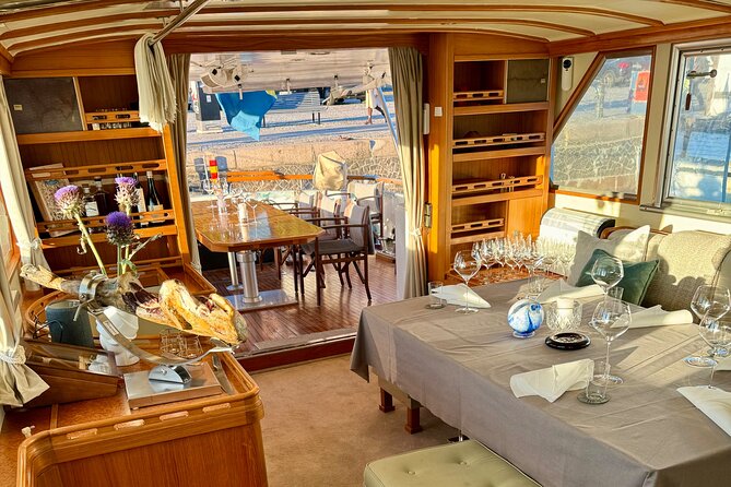 Exclusive Yacht Tour of Stockholm: sunset, dinner, lunch, cruise - The Royal Palace and Gamla Stan from the water