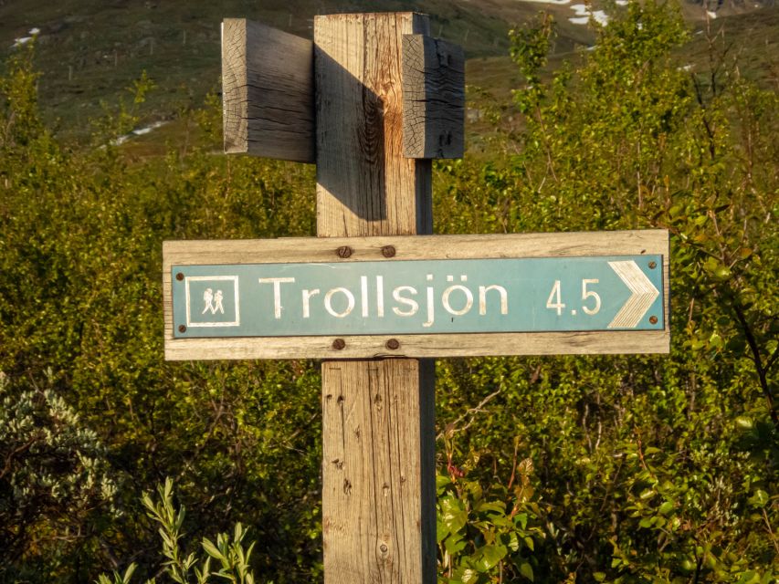 From Abisko: Kärkevagge Valley & Trollsjön Lake Guided Tour - Why Trollsjön is worth the long walk