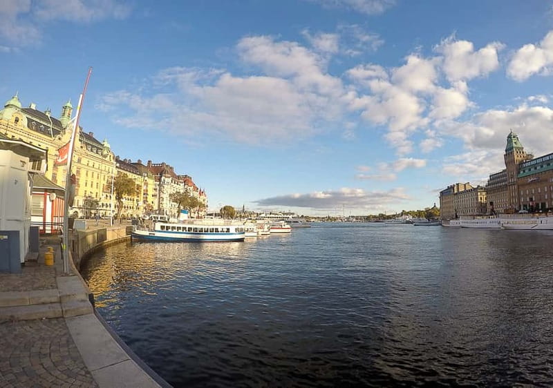 From Stockholm: Overnight Cruise to Helsinki with Breakfast - The private sea-view cabin