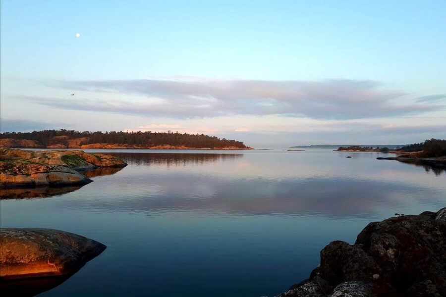 Full-Day Stockholm Archipelago Sailing Tour - Setting sail through the Stockholm Archipelago