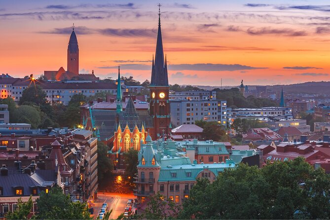 Gothenburg : Private Walking Tour with A Guide (Private tour) - Price, pace, and who gets good value