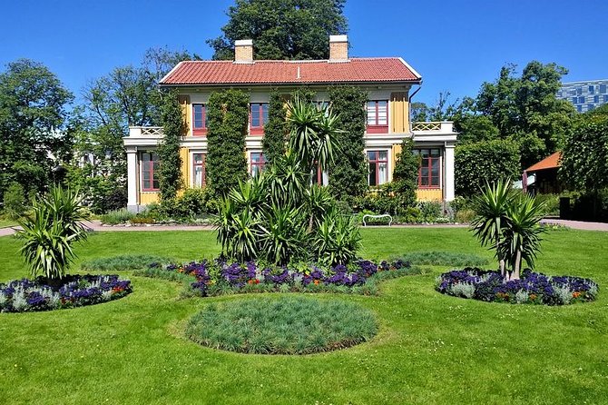 Gothenburg Private Walking Tour with a Local - Choosing two hours or six
