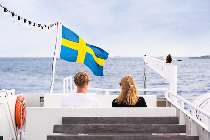 Guided boat tour to Vinga in Gothenburg - Crowds, comfort, and the right departure