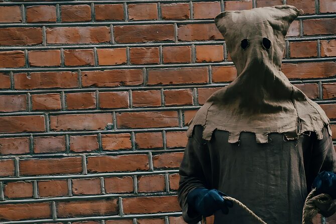 Guided Ghost Tours with Actors From Stockholm - Spektens Gränd and Old Town’s haunted reputation