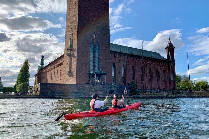 Guided Kayak Tour in Central Stockholm - Paddling through canals and under bridges