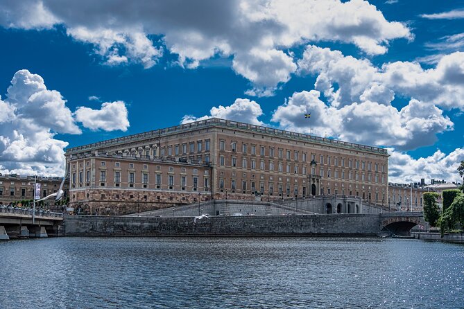 Inside The Crown: Stockholm Royal Palace Private Guided Tour - Italian Baroque outside, Rococo inside