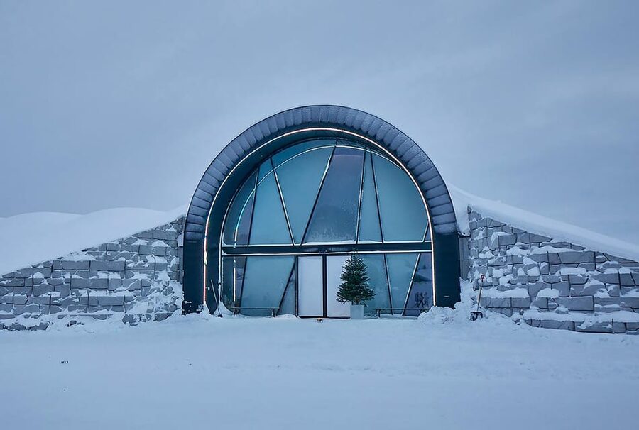 Kiruna: Tour of Icehotel and Jukkasjärvi - Walking through Jukkasjärvi’s oldest quarter