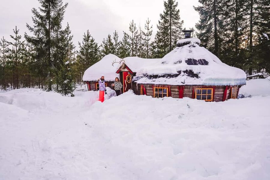 Luleå: Guided Dog Sledding Tour - The mid-tour pause gives the dogs a break