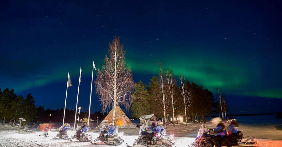 Luleå : Northern lights snowmobile tour - Your 2.5-hour snowmobile outing