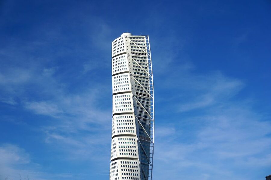 Malmö: Express Walk with a Local in 60 minutes - Timing, weather, and walking comfort