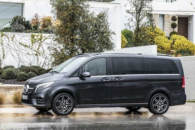 Minivan Arrival Transfer Stockholm Airport ARN to Stockholm City - Where this transfer earns its keep