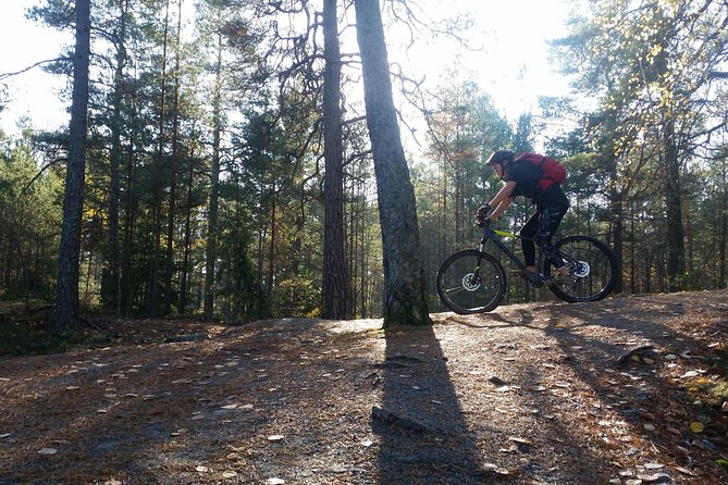 Mountain Biking Small-Group in Stockholm Forests for Beginners - What to wear and bring