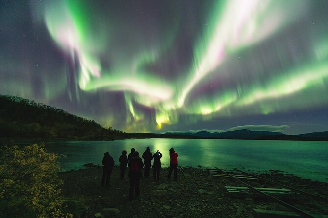Northern Lights Photo Expedition Dinner Included from Abisko - Into the Arctic darkness by 4x4 van