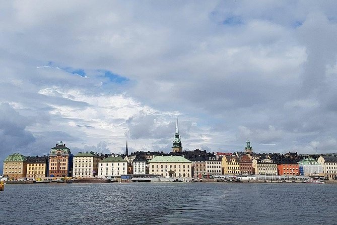 Private Car Tour of Stockholm with a Live guide, including the Vasa museum. - Why the private format matters