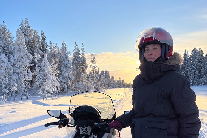 Private snowmobile day tours - Riding among candelabra trees and frozen lakes