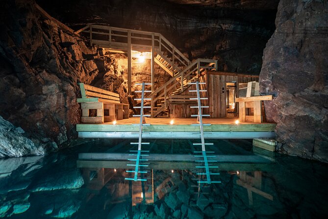 Sauna Ritual of the Lady of the Mine Experience - The sauna beside the underground lake