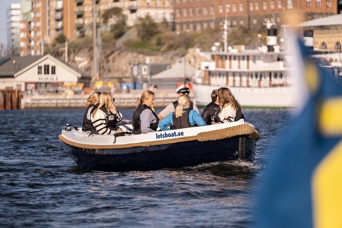 Self Drive Electric Boat in the Canals - Snacks, dogs, and a more relaxed outing