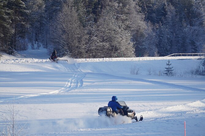 Snowmobile tour - Why the equipment and briefing matter