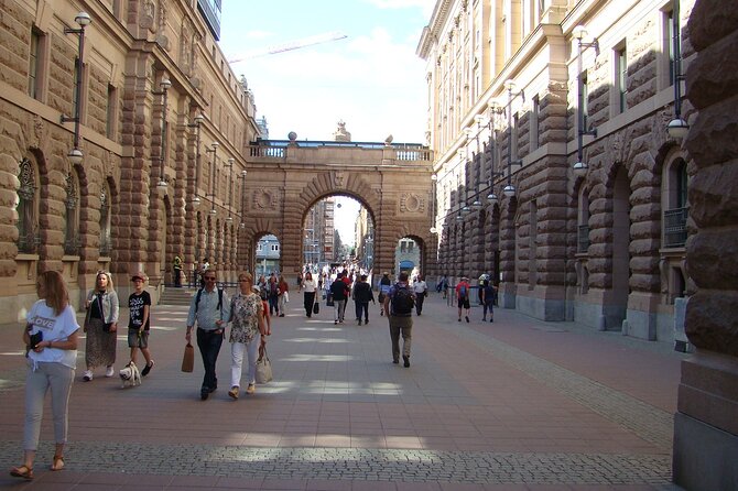 Stockholm- A Beauty On The Water: Old Town Walking Tour and Boat Trip Combined - Stortorget and Stockholm’s difficult past