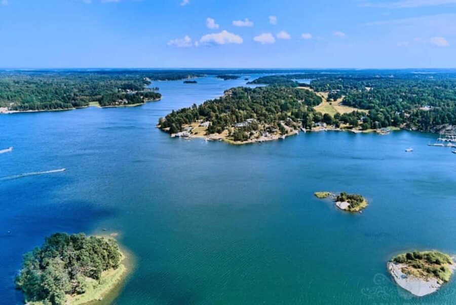 Stockholm: Archipelago Guided Boat & Walking Tour of Vaxholm - Why the Stockholm archipelago makes this trip worthwhile