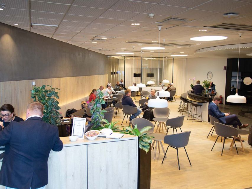 Stockholm Arlanda Airport (ARN): Premium Lounge Entry - The honest limits of the experience