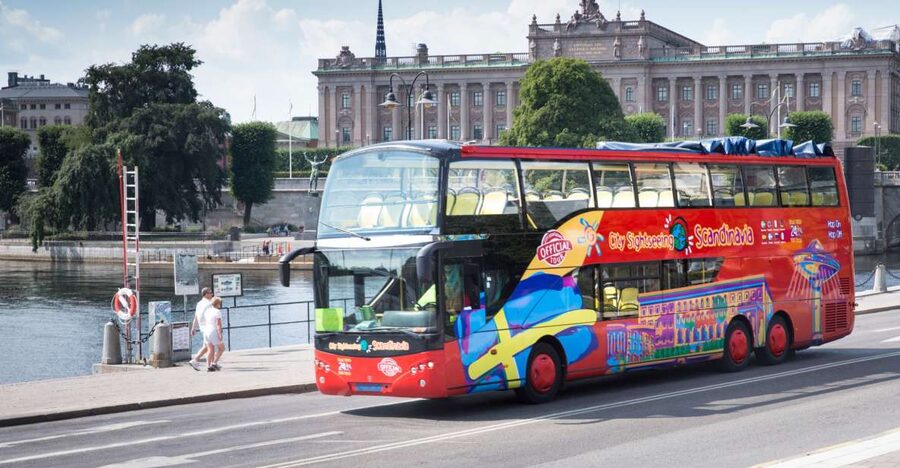 Stockholm: City Sightseeing Hop-On Hop-Off Bus Tour - Finding the right bus and stop