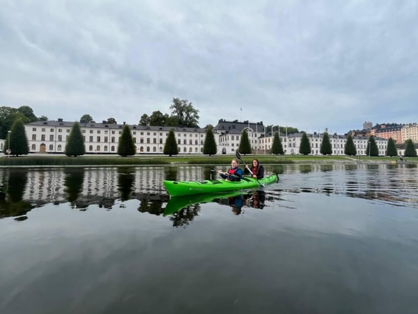 Stockholm: Daytime Kayak Tour in Stockholm City - Two hours on the outskirts or three hours in the center