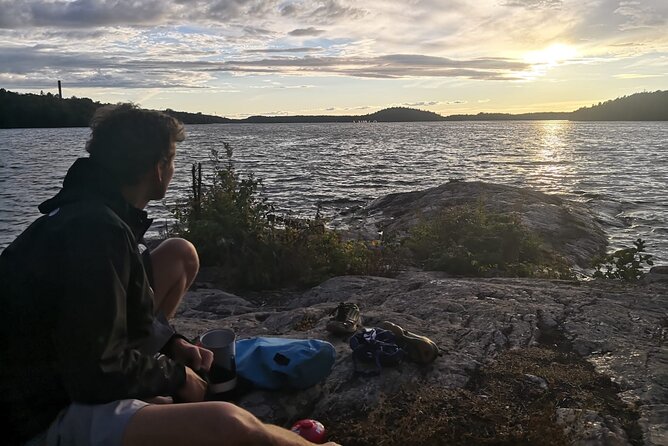 Stockholm Evening Kayak with BBQ - Small Group - Seeing Stockholm City Hall from a kayak