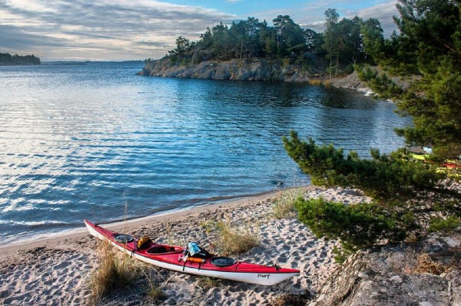Stockholm: Full-Day Archipelago Kayaking Adventure - Paddling among thousands of islands