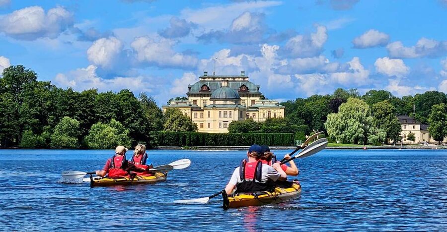 Stockholm: Guided Kayak Tour to Drottningholm Royal Palace - Key points at a glance