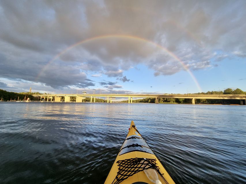 Stockholm: Guided Kayak Tour to Drottningholm Royal Palace - Walking through Drottningholm’s gardens