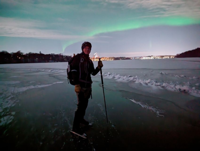 Stockholm: Ice Skating in the Moonlight with Hot Chocolate - The second 45-minute skate is where the evening settles in