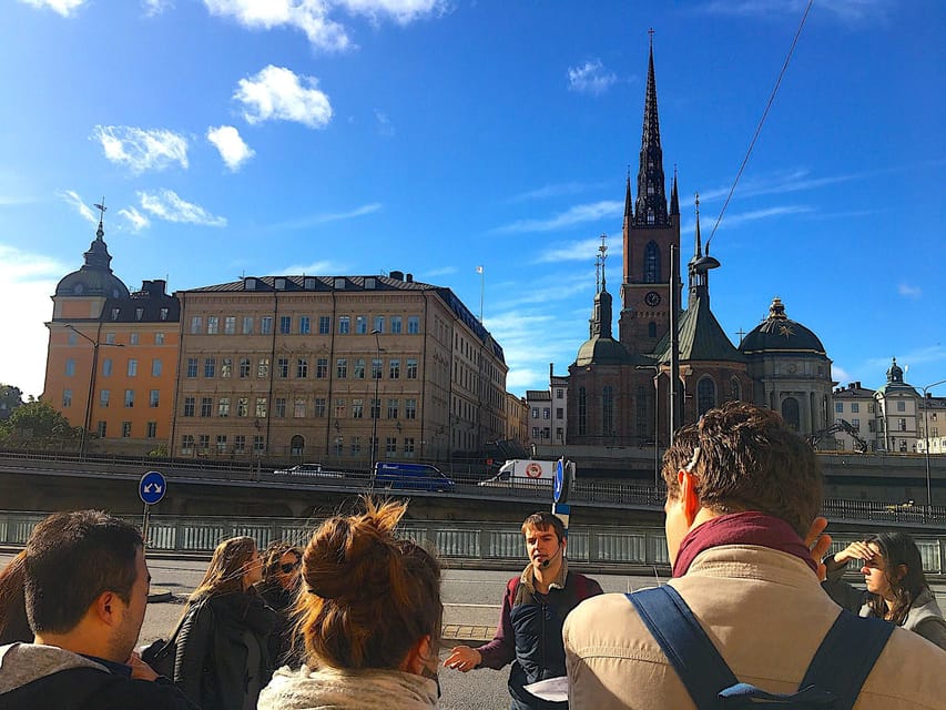 Stockholm: Modern City Walking Tour with Local Guide - Queen Street and Gustav Adolf’s Square