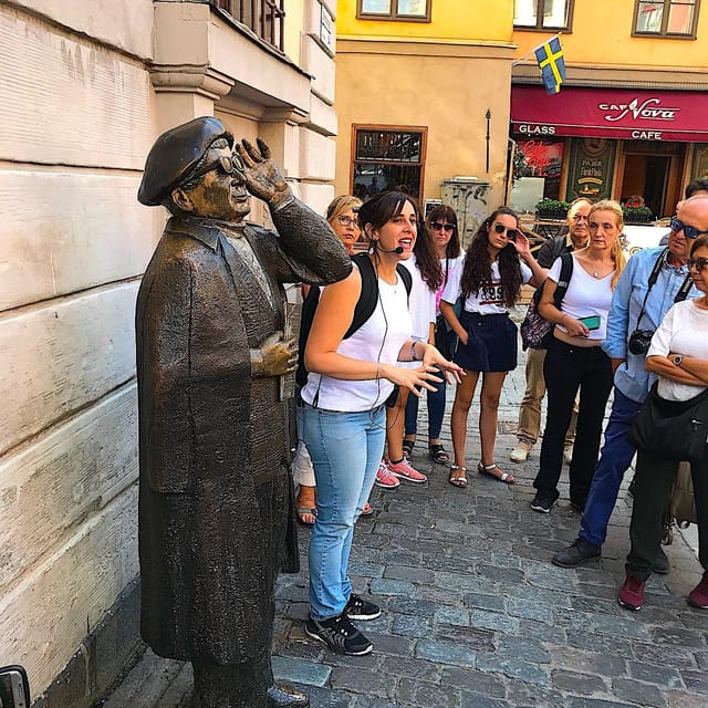 Stockholm: Modern City Walking Tour with Local Guide - Shore Road, Berzelii Park, and the China Theatre