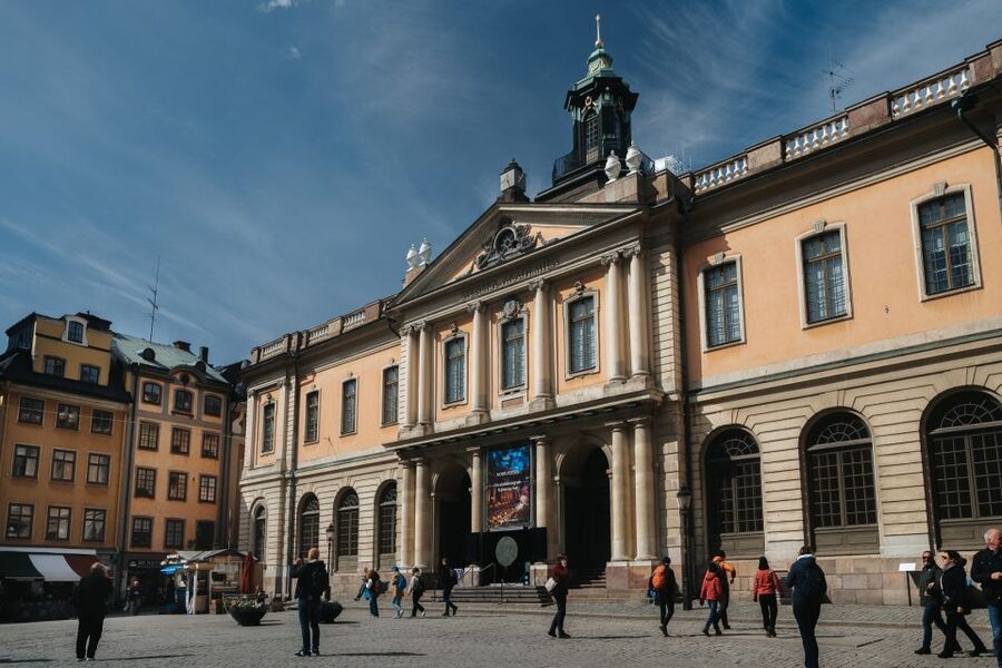 Stockholm: Nobel Prize Museum and Exhibition Entry Ticket - The museum shop and chocolate medal