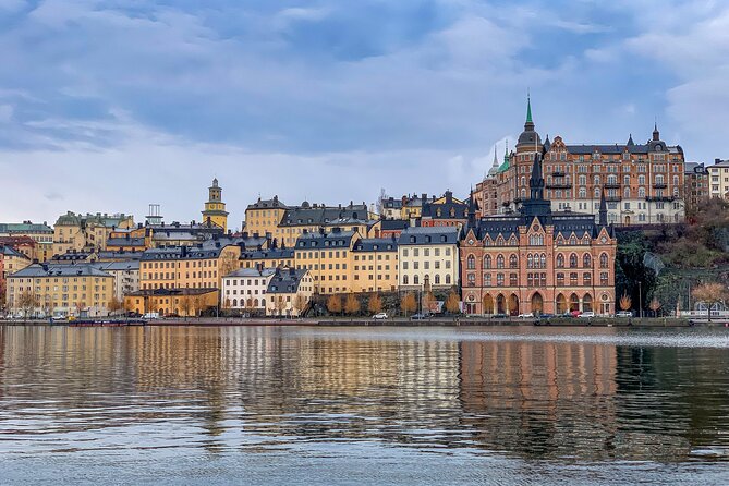 Stockholm: Old Town and City Guided Walking Tour - The Royal Opera and Gustav Adolf’s square
